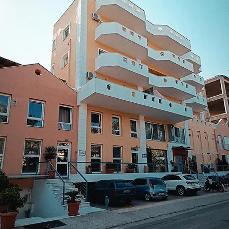 Arethousa Fourth Floor Chalkís